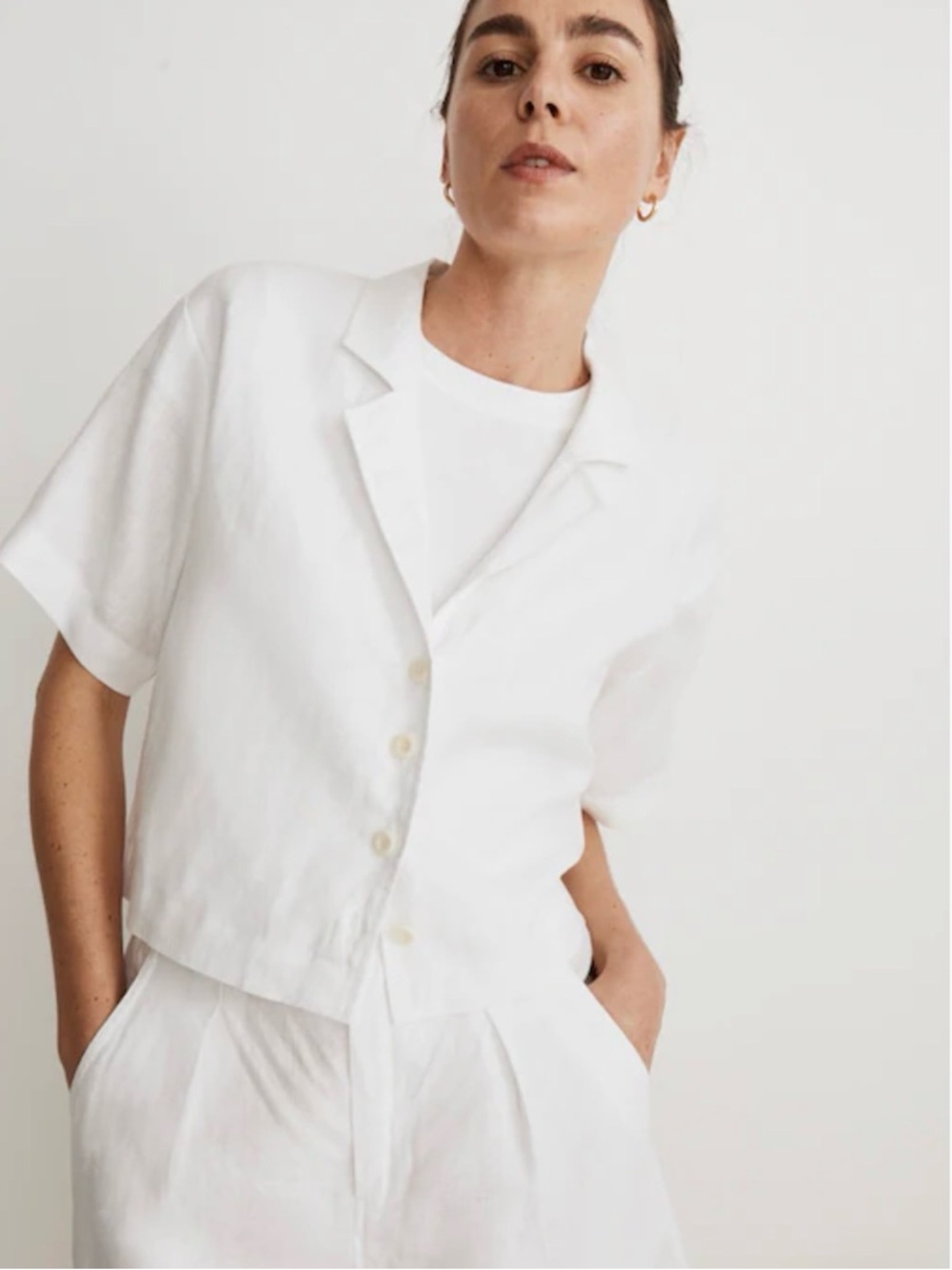 Madewell White Linen Resort shirt short sleeve/cropped length . Size Large
